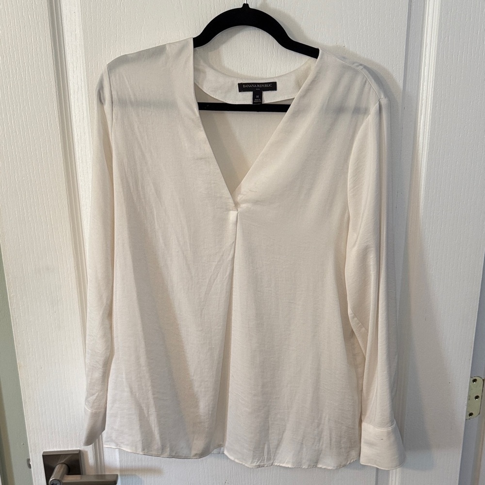 Banana Republic Cream Long Sleeve Blouse